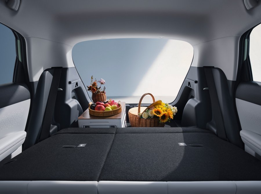 Geely-EX2-trunk.jpg